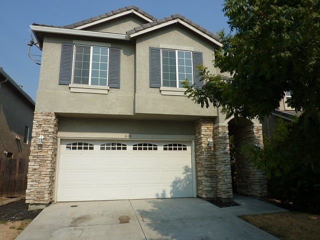 1st image of 648 Queensland Cir