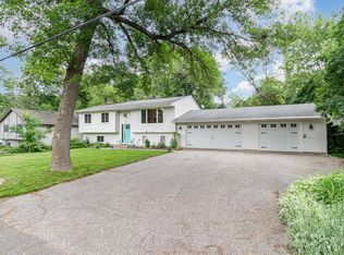 4041 Merriam Rd, Minnetonka, MN 55305