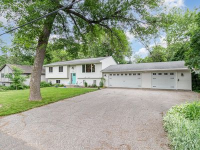 4041 Merriam Rd, Minnetonka, MN, 55305