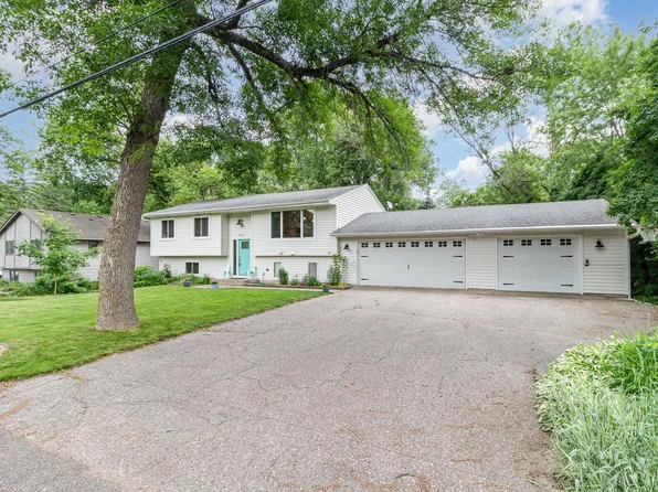 4041 Merriam Rd, Minnetonka, MN 55305