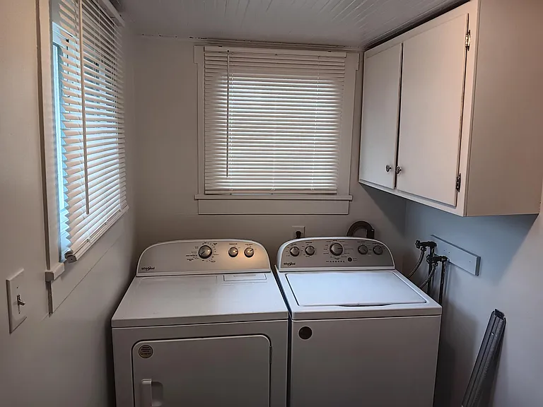 12 Monroe Ave — Photo 6