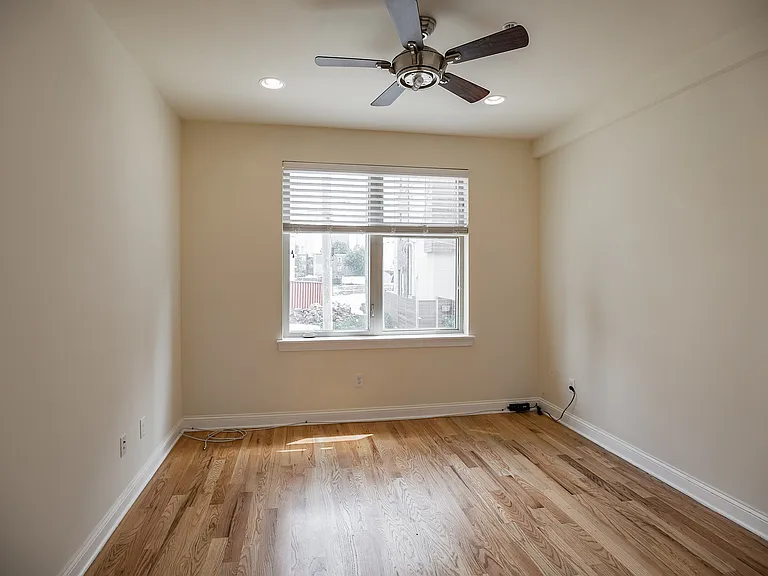 1619 Ogden St — Photo 20