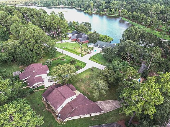 2nd image of 1960 Northshore Dr