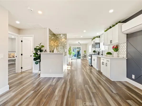 4930 W 142nd St, Hawthorne, CA 90250