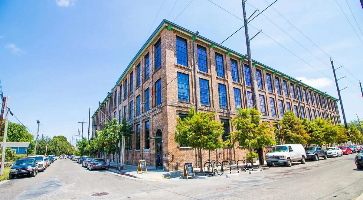Building Photo - 511 Marigny Apartments