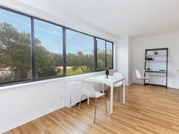 3671 Hudson Manor Terrace image 4 of 13