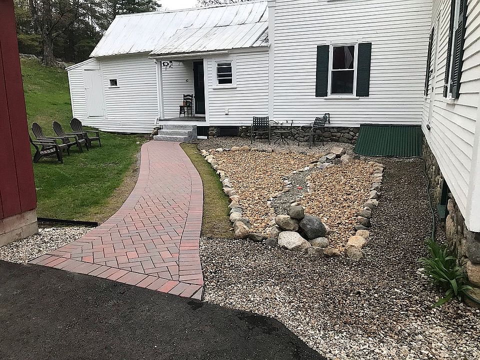 2nd image of 40 Ossipee Mountain Rd