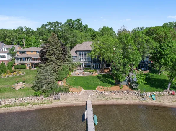 115 Wildwood Beach Rd, Saint Paul, MN 55115