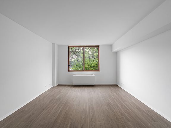5th image of 393 W 49th St APT 2S
