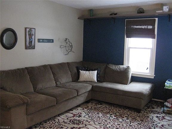 2nd image of 212 Inwood Blvd