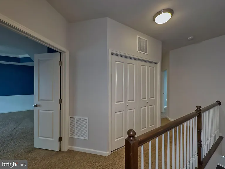 23542 Buckland Farm Ter — Photo 8