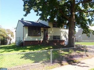 1001 Nancy Dr, Croydon, PA 19021