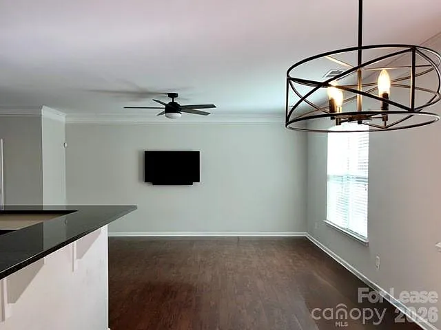 2707 Hunters Moon Ln — Photo 5