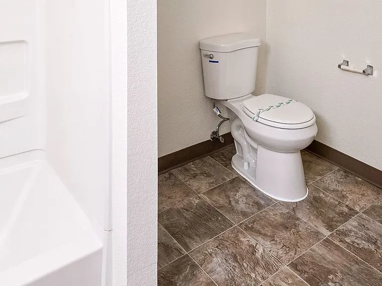 North Salem Apartment Complex With Washer/Dryer! ~ Camelot — Photo 57