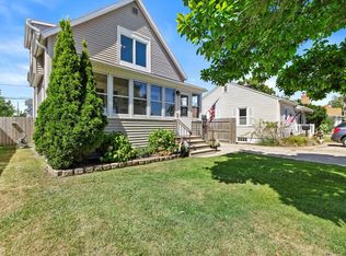7818 Sheridan Rd, Kenosha, WI 53143
