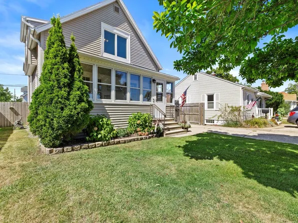 7818 Sheridan ROAD, Kenosha, WI 53143