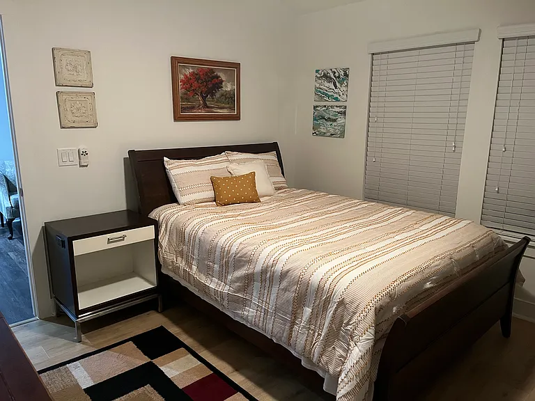 2307 Santa Rita St — Photo 3
