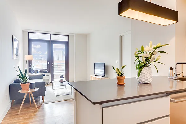 Rented by Monarch Realty Group | media 11