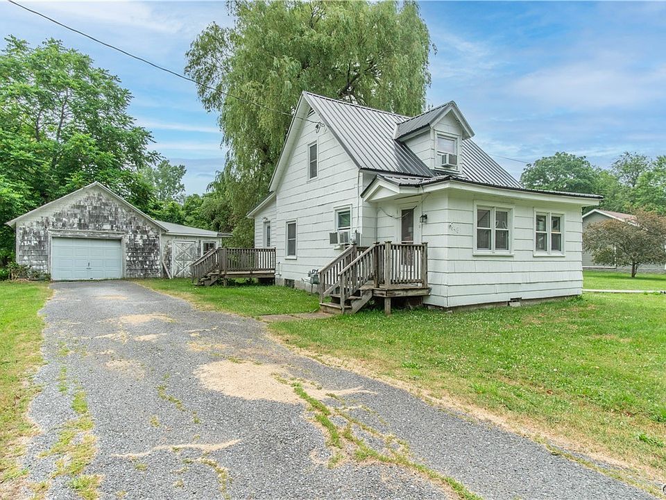 1st image of 648 Hazelhurst Ave
