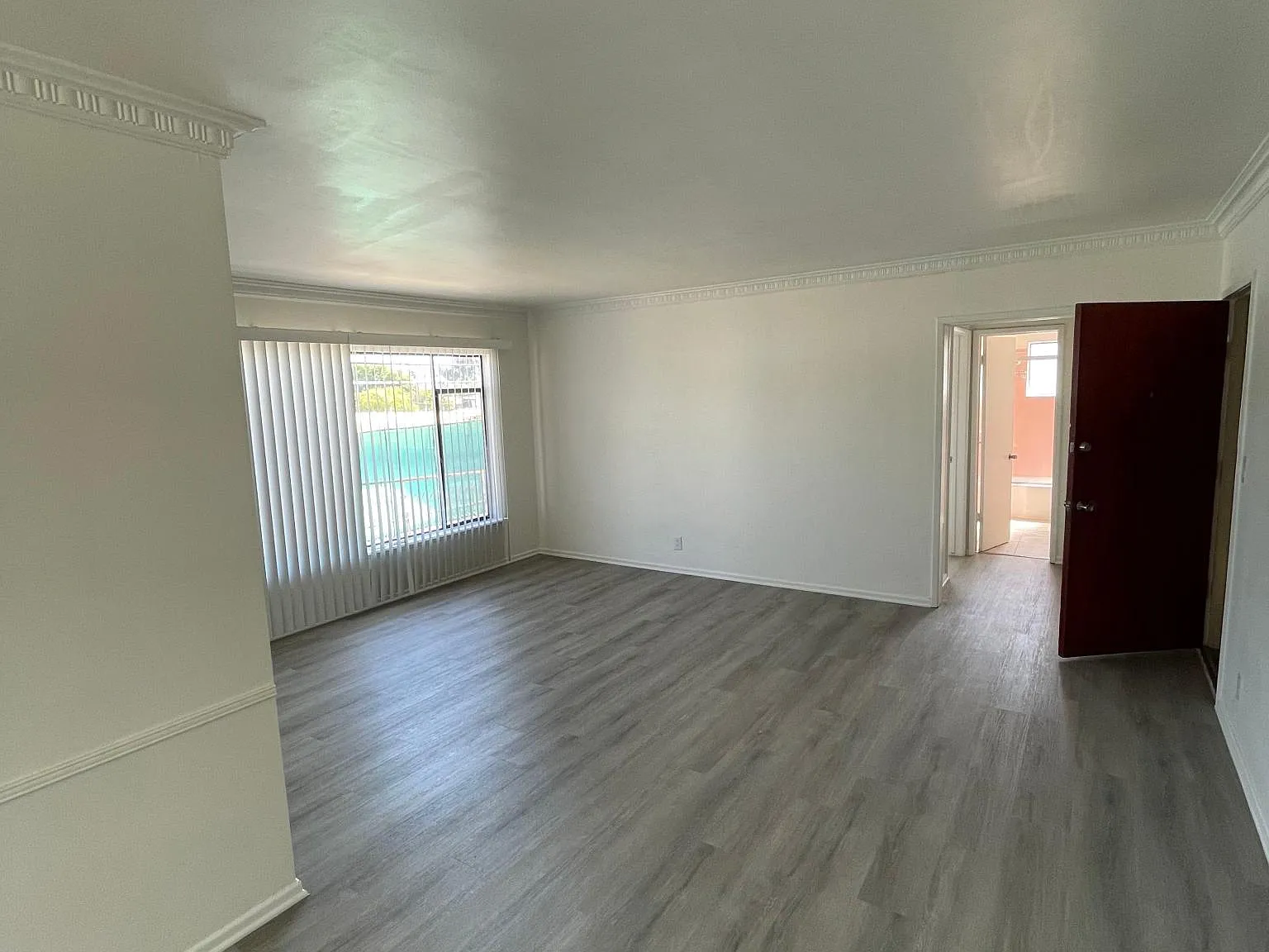 1 bed, 900 sqft, $1,950 — Photo 4