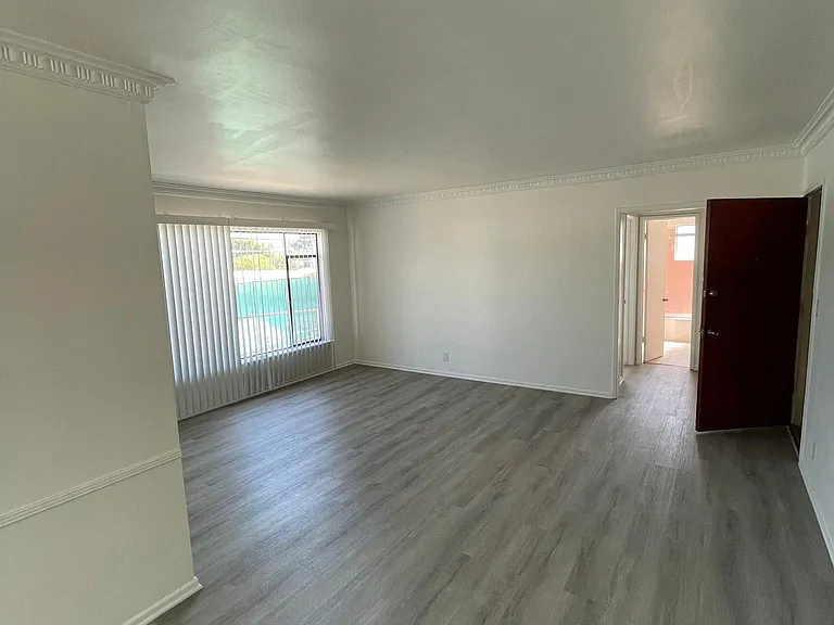 6131 Alcott St #7 — Photo 4
