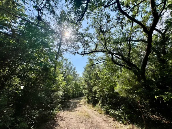 678 Meria Dr, Georgetown, SC 29440