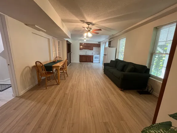 (undisclosed Address), Naugatuck, CT 06770