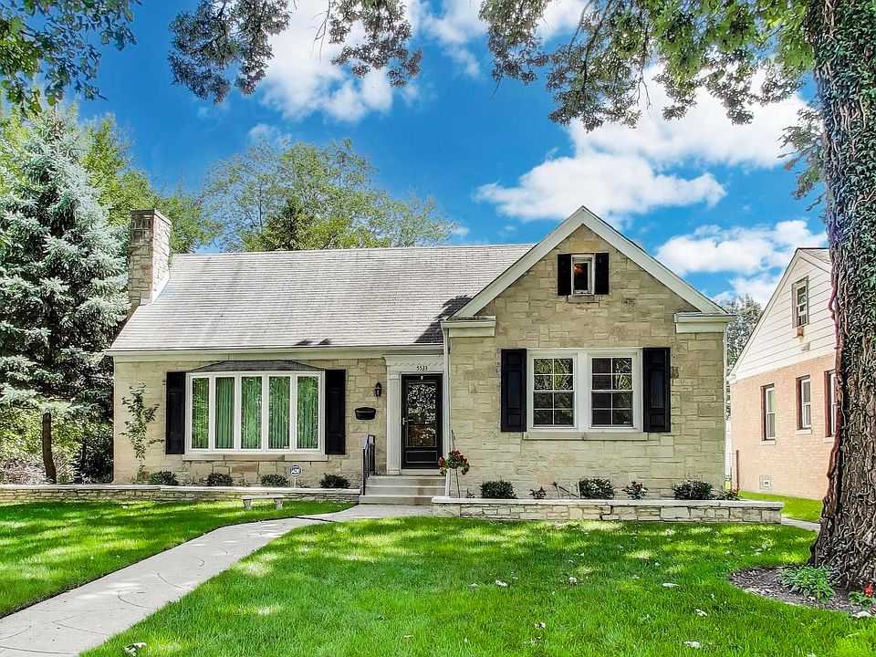 1st image of 5533 N Forest Glen Ave