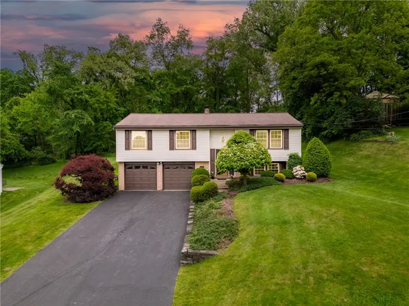 445 Lorlita Ln, Pittsburgh, PA 15241