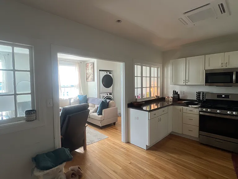 37 South St #6 — Photo 1