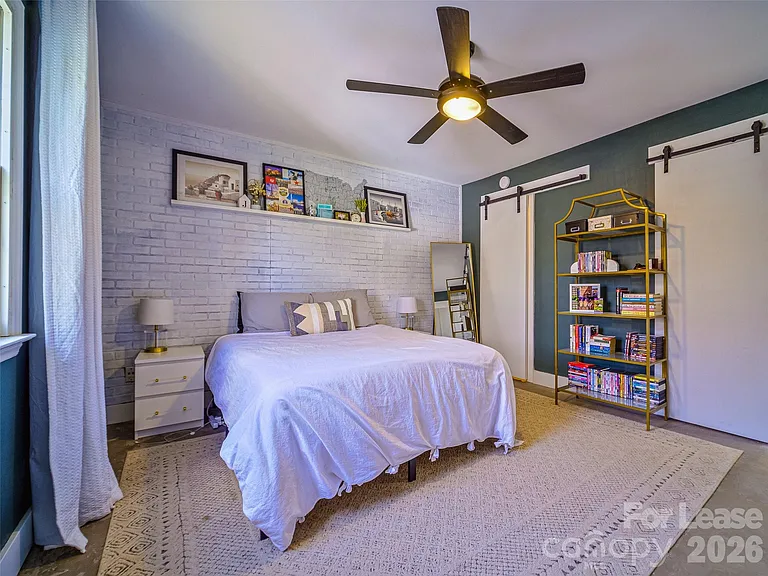 3300 Selwyn Farms Ln #5 — Photo 14
