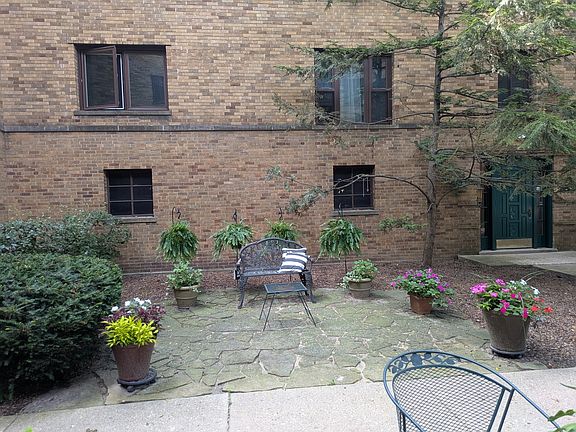 4th image of 1535 Monroe Ave APT 2