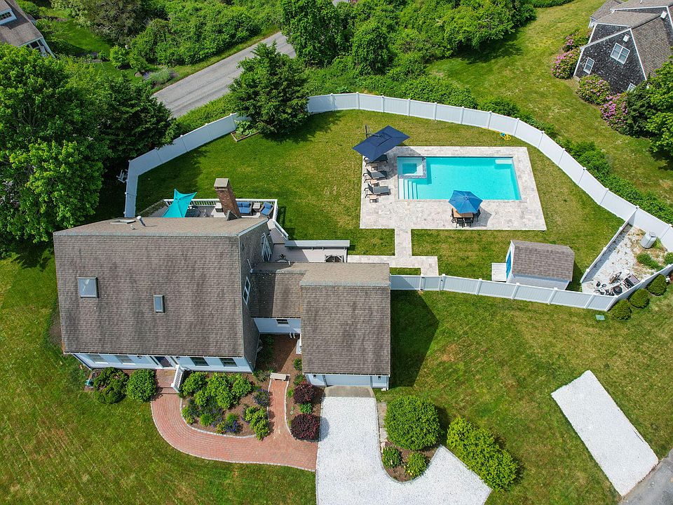 1st image of 9 Fox Ridge Drive