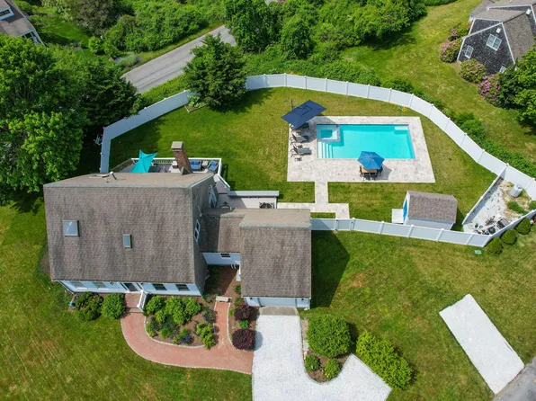 9 Fox Ridge Drive, Orleans, MA 02653