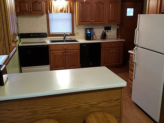 2nd image of 2316 Fairview Dr