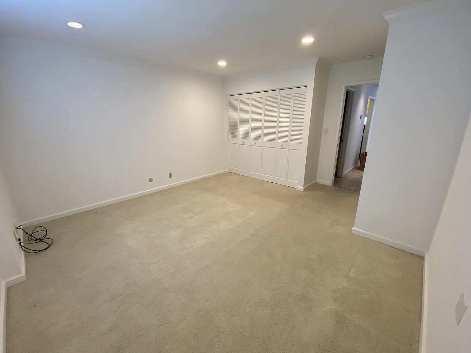 1 bed, 840 sqft, $3,100 — Photo 3