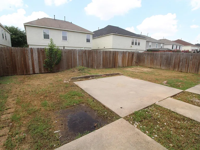 2834 Iris Valley Way — Photo 14