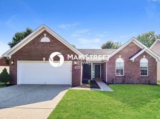 7003 Hollow Oaks Dr, Louisville, KY 40291