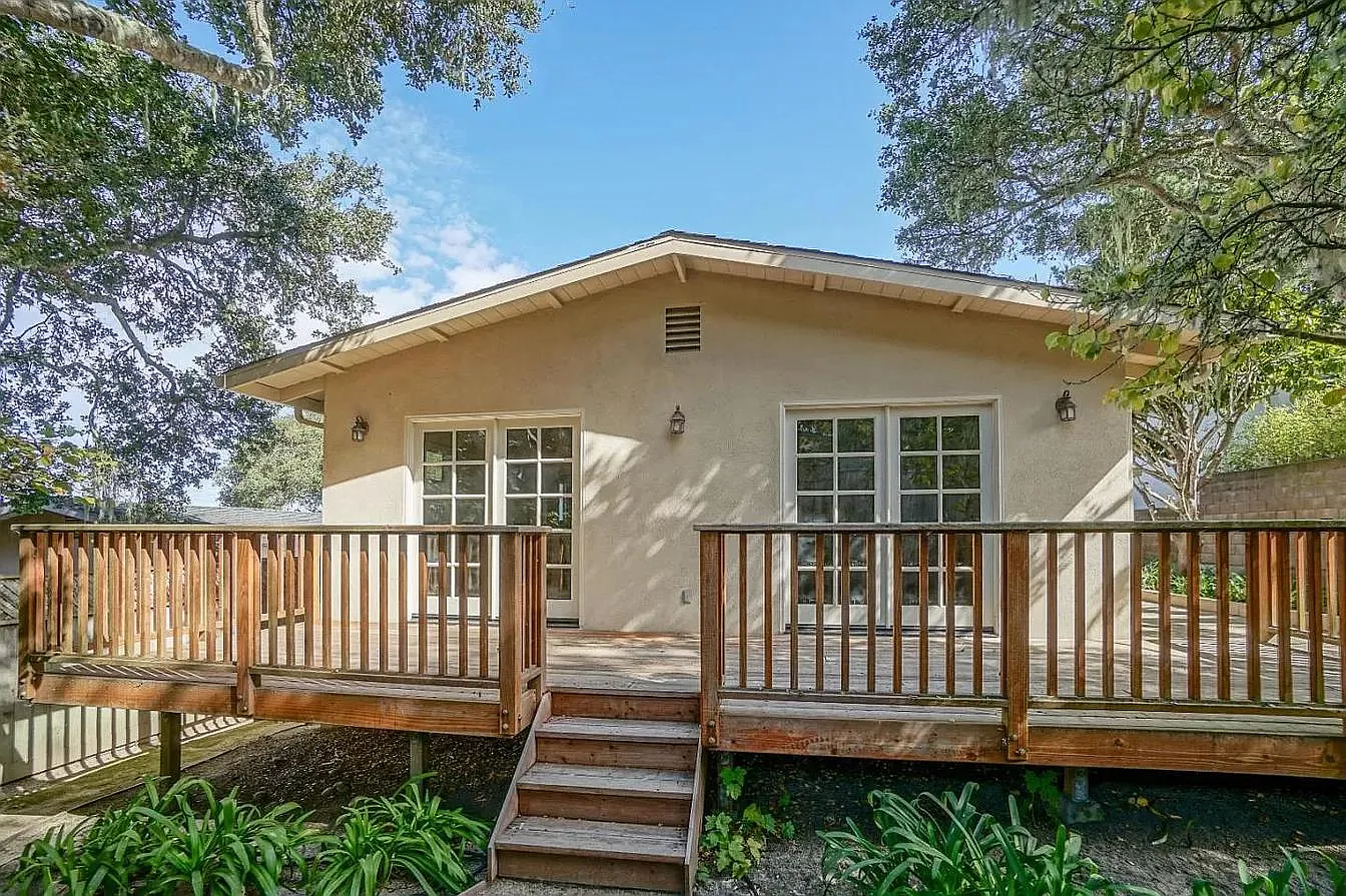 1 bed, 300 sqft, $1,800 — Photo 3