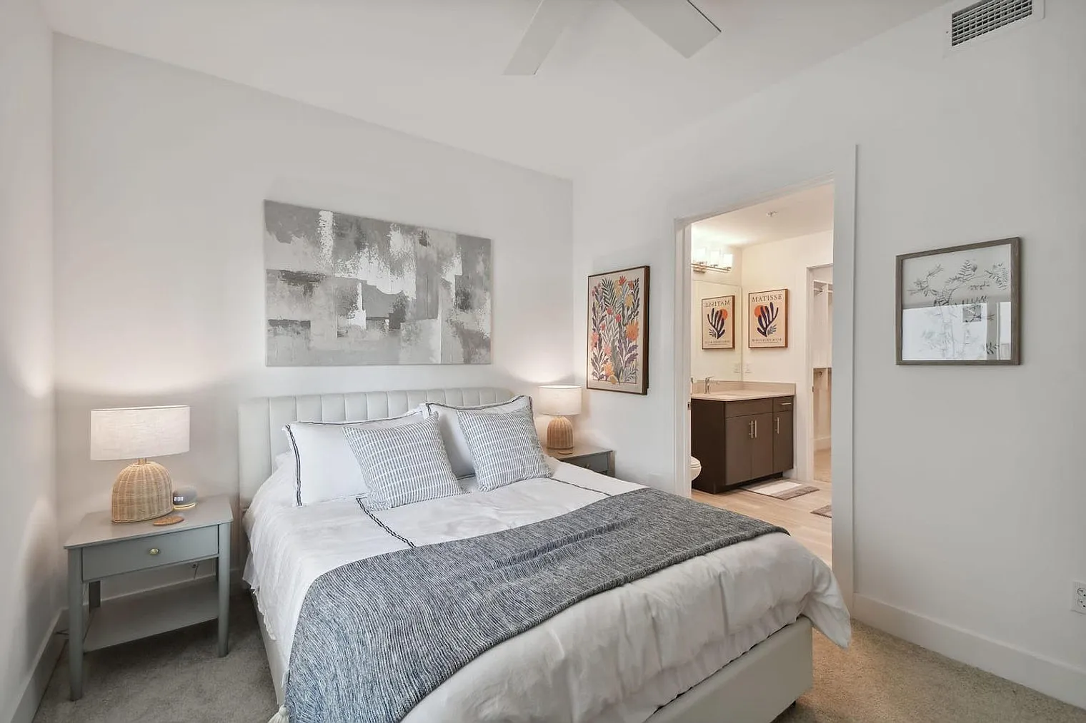 2 bed, 1.5 bath, 850 sqft, $3,514 — Photo 3