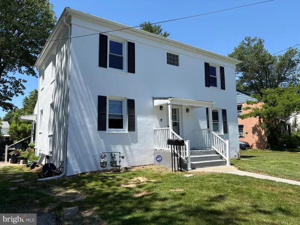 526 Pingree Ave, Ewing, NJ 08618