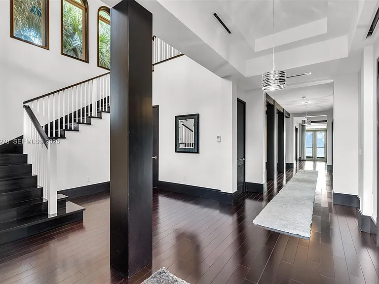 760 S Mashta Dr — Photo 5