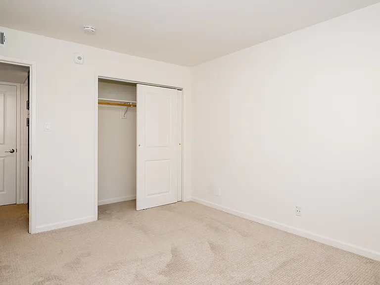 935 Burnett Ave #4 — Photo 15