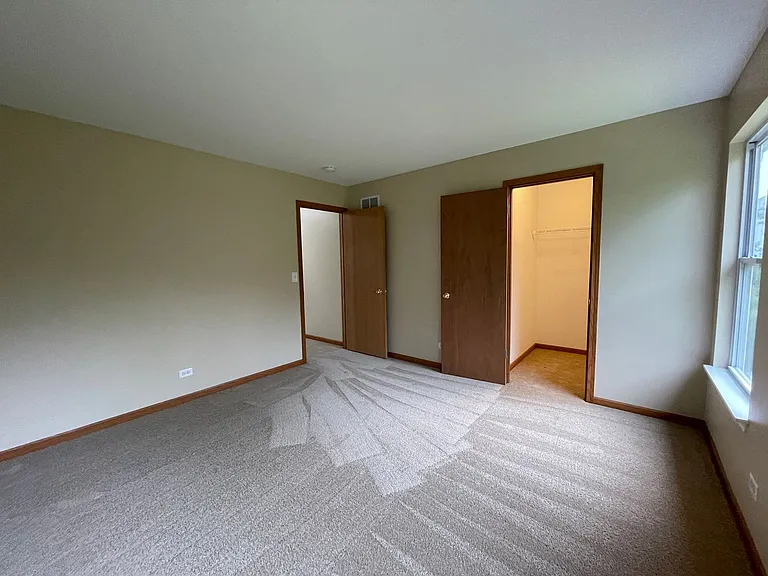 649 Linda Ct — Photo 12