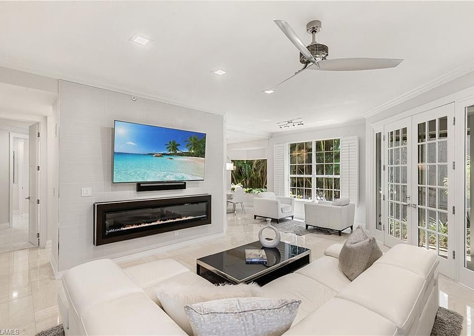 1st image of 173 Colonade CIR #1401