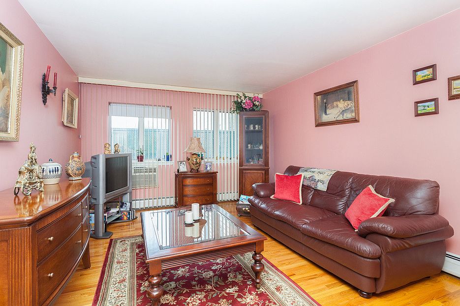 1st image of 447 95th St APT 1C