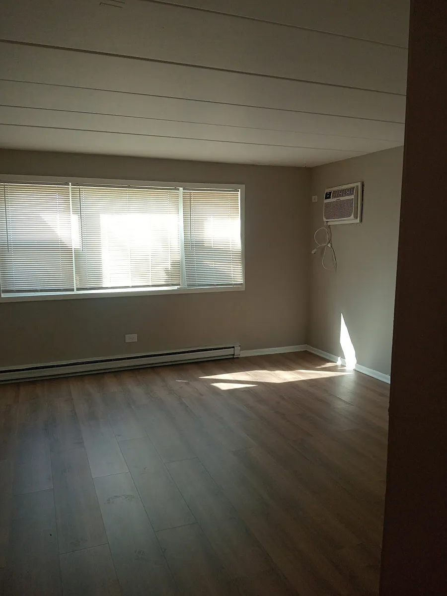 Building Photo - 3616 W 55th St #1W