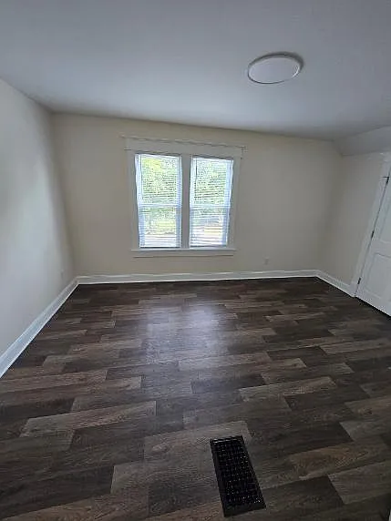 upper master bedroom