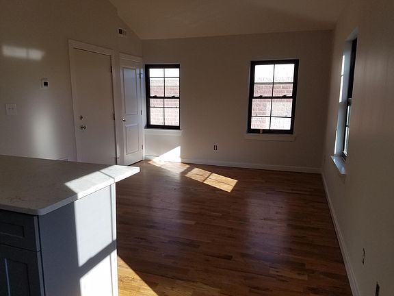 2nd image of 1248 S Clarion St #3