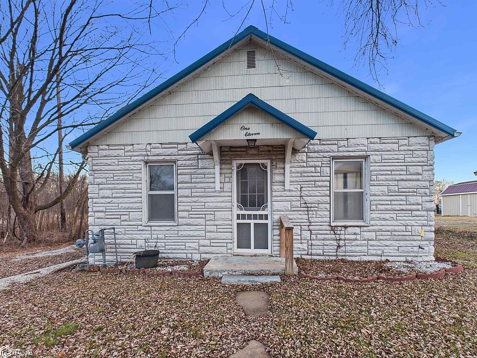 1st image of 111 Chestnut St